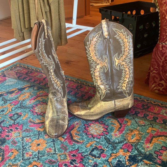 Dan Post Snake Skin Cowboy Boots - Picture 2 of 4